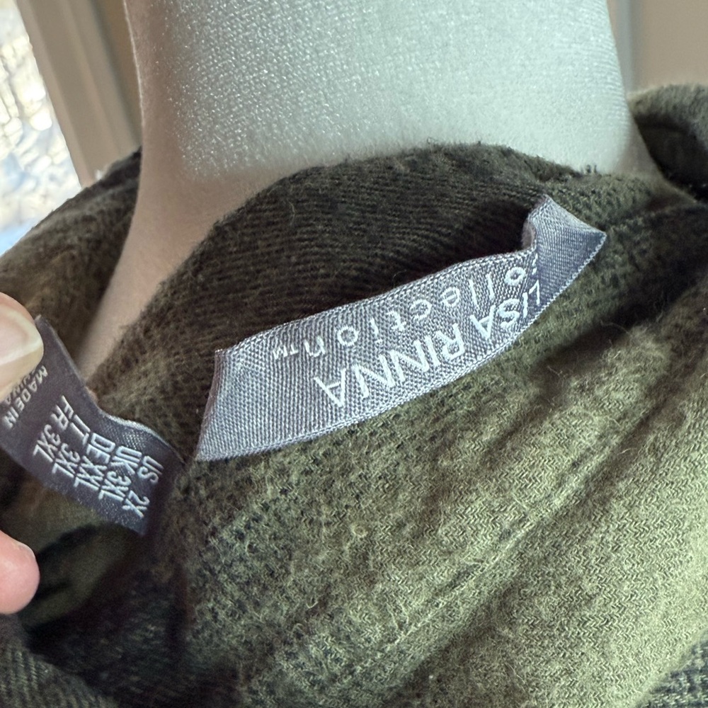 Lisa Rinna Collection Olive flannel button down - Picture 4 of 4